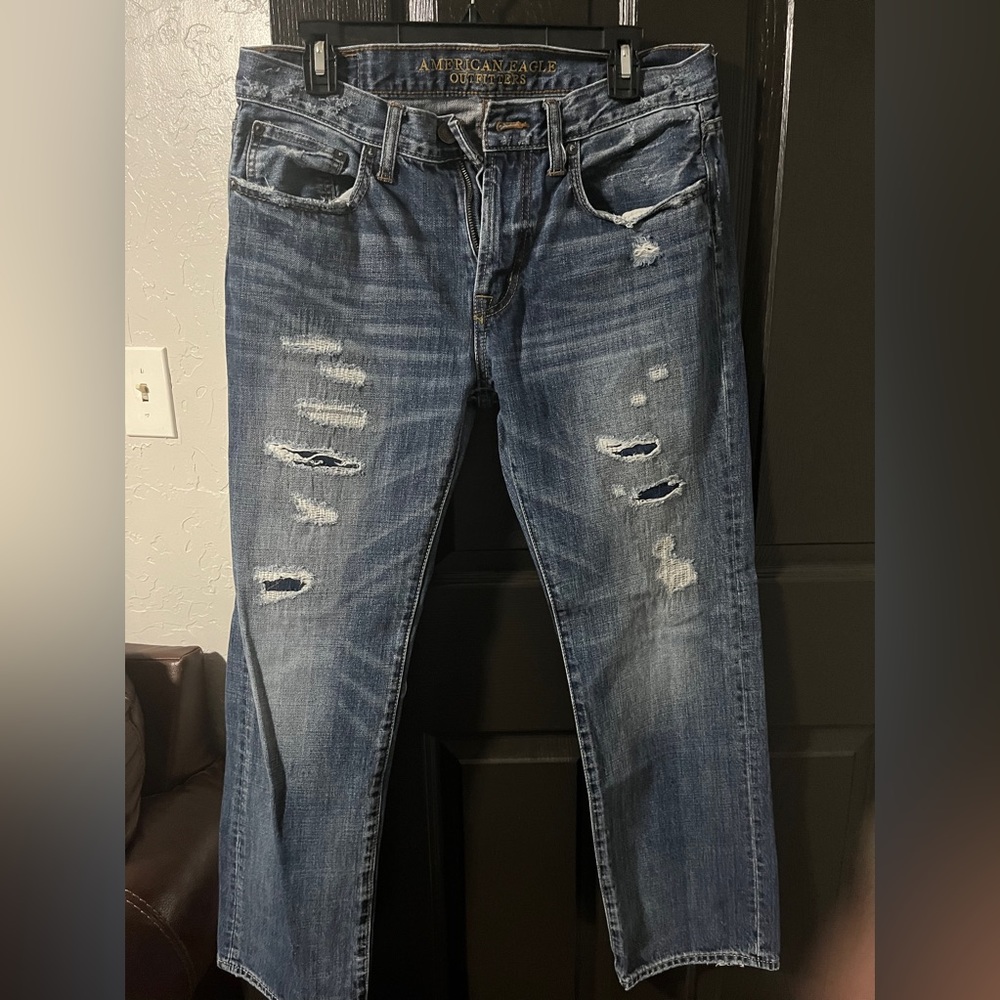 Men’s distressed American Eagle Jeans